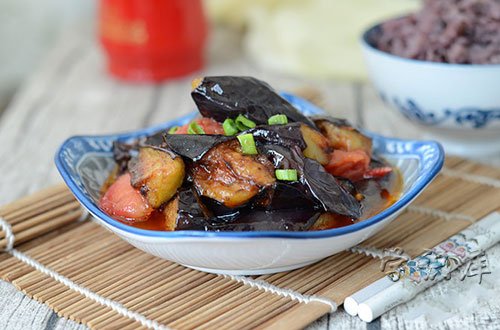 红烧茄子的家常做法，3种红烧茄子的做法