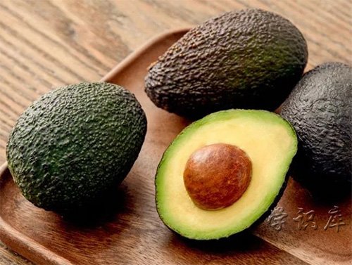 牛油果的功效与作用(吃牛油果的好处及食用方法)
