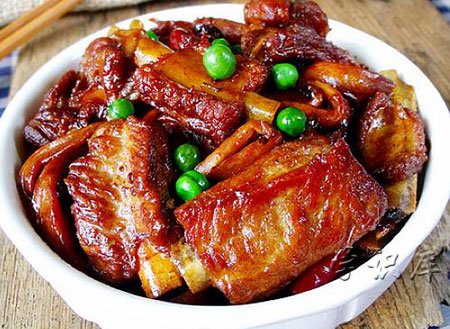 红烧排骨的正确方法，简单又好吃的红烧排骨