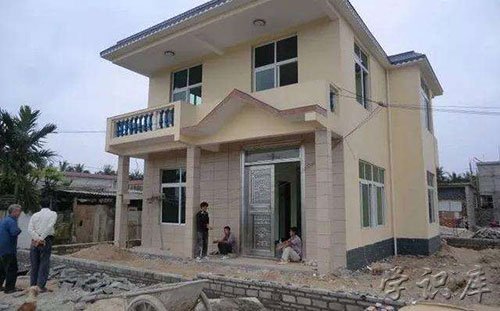 2022年农村宅基地能建房吗