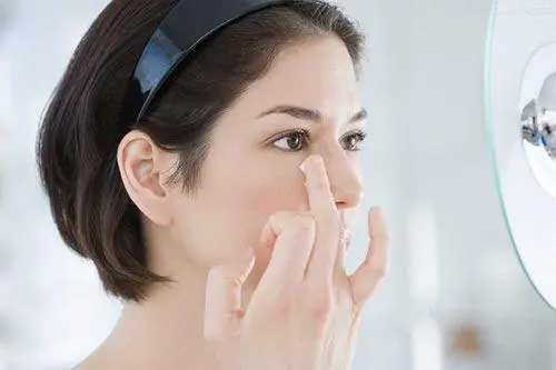 眼部皮肤干燥怎么办，10个方式缓解眼皮干燥