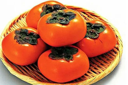 柿子不能和什么一起吃，吃柿子不能吃的食物